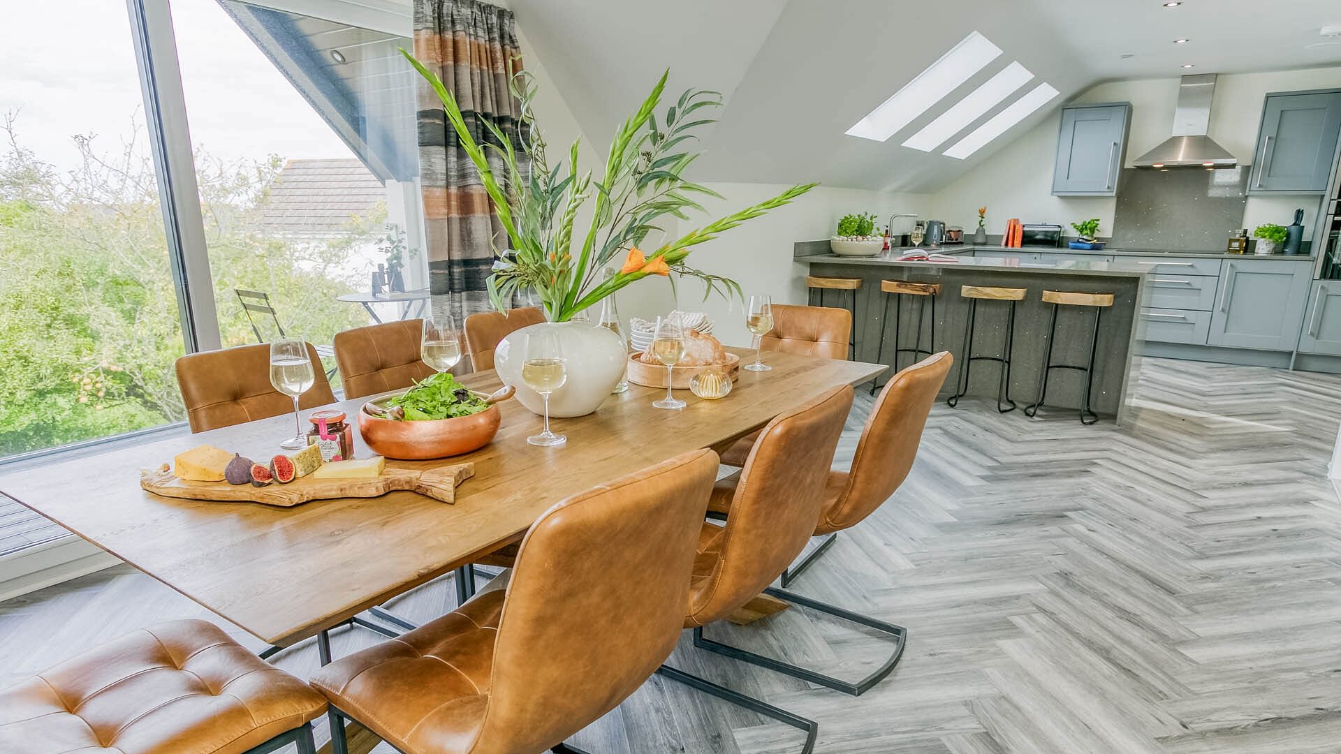 Madrona Valley Anglesey upstairs dining area 1920x1080