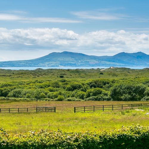 Maes Y Ceirchdir Newborough Anglesey LL616 SG strait 1920x1080