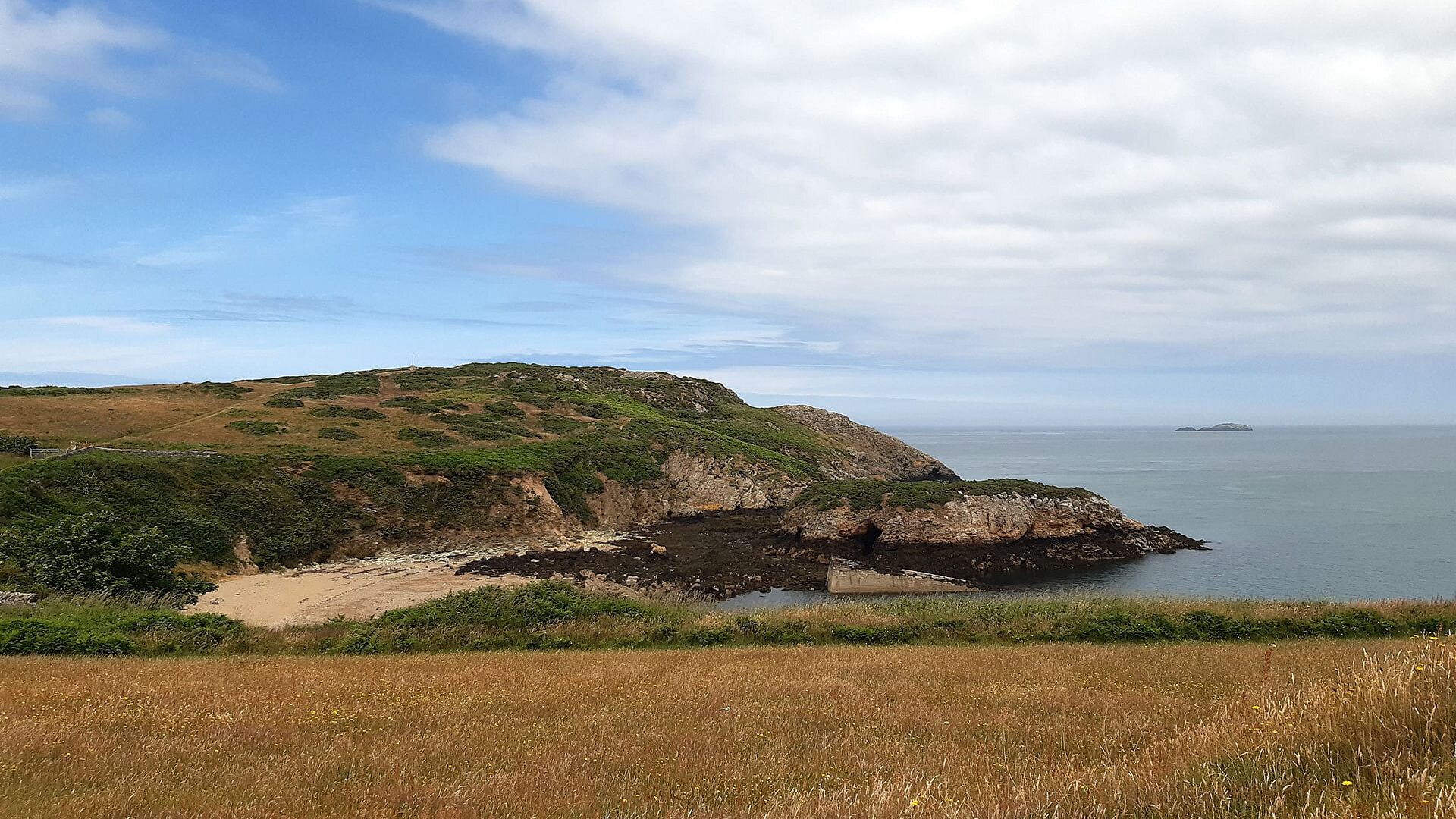 Min Y Wygyr Cemaes Bay Anglesey coastal path 1920x1080