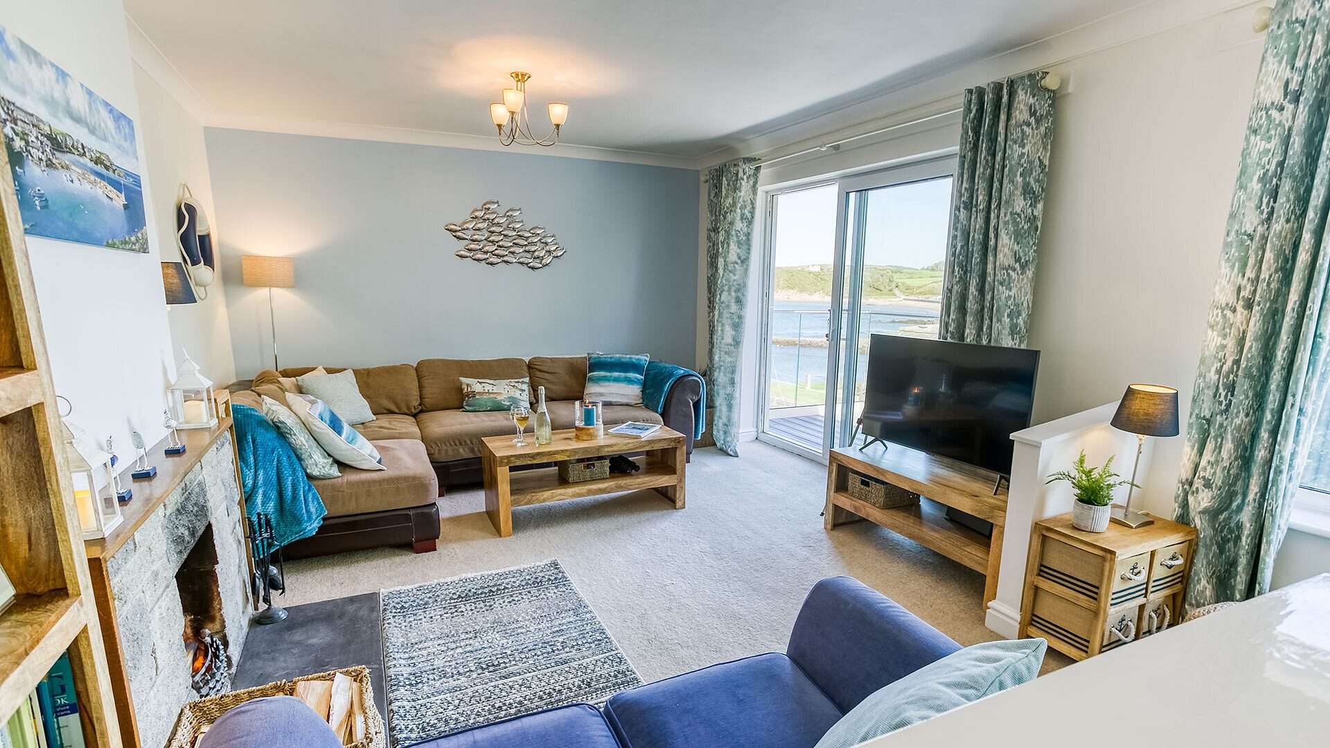 Min Y Wygyr Cemaes Bay Anglesey sitting room 3 1920x1080