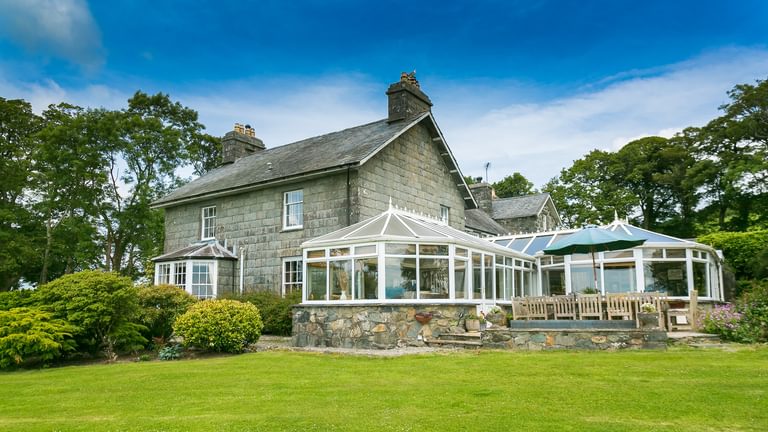 Mynydd Ednyfed Country House Caernarfon Road Criccieth LL520 PH sunroom 1920x1080