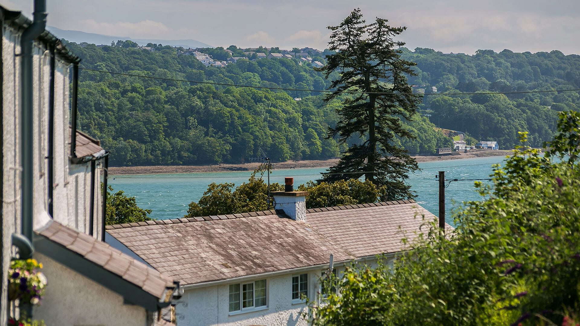 Shell Cottage Menai Bridge Anglesey Menai Strait 1920x1080