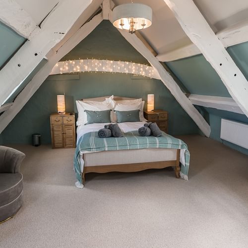 Pilot House Beaumaris Anglesey attic bedroom 4 1920x1080