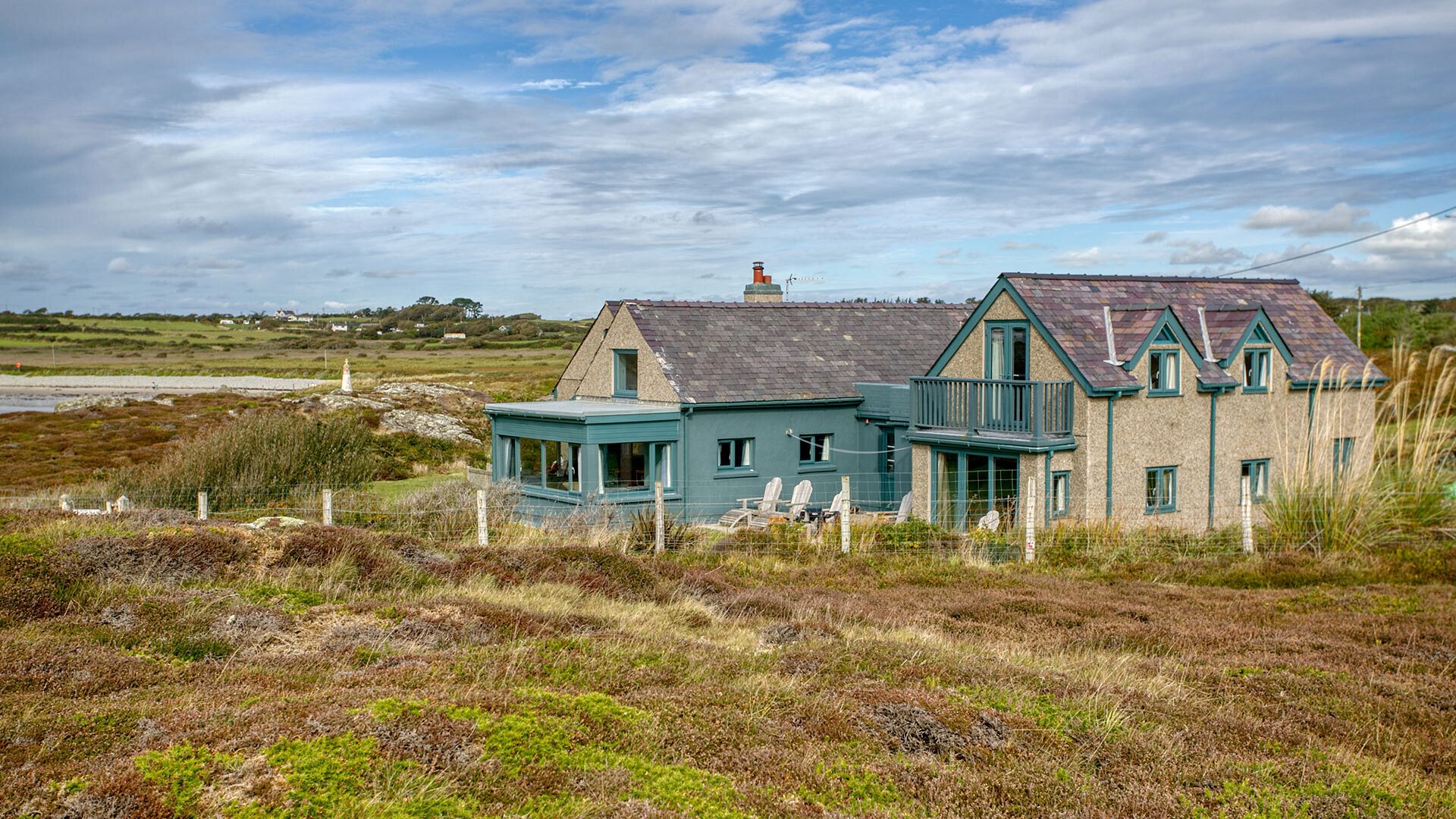 Plas Esgob Rhoscolyn Anglesey exterior 1920x1080