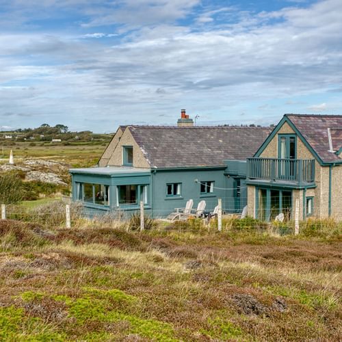 Plas Esgob Rhoscolyn Anglesey exterior 1920x1080