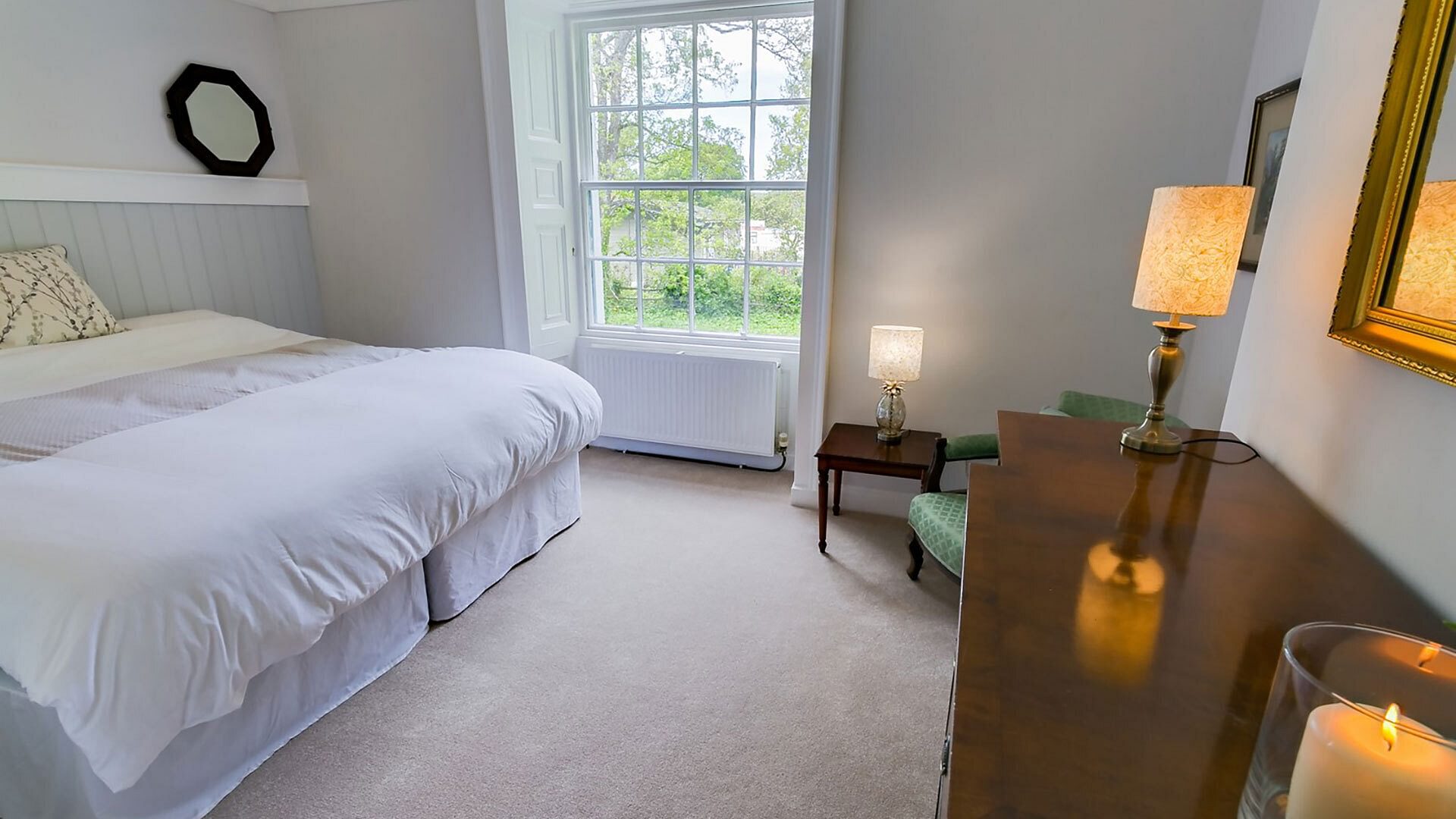 Plas Cichle Beaumaris Anglesey super king bedroom 2 1920x1080