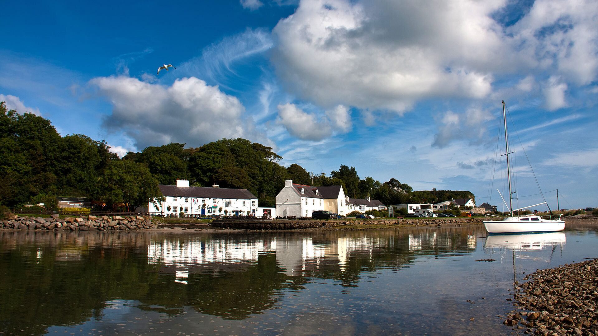 Red Wharf Bay Ship Inn Anglesey STK 1920x1080