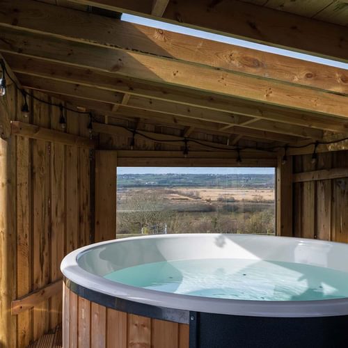 Willow Cottage Newborough Anglesey hot tub 6 1920x1080