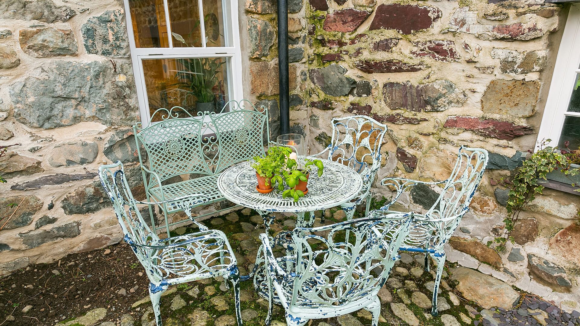 Tal Y Bont Farmhouse Bangor Gwynedd outdoor seating 1920x1080