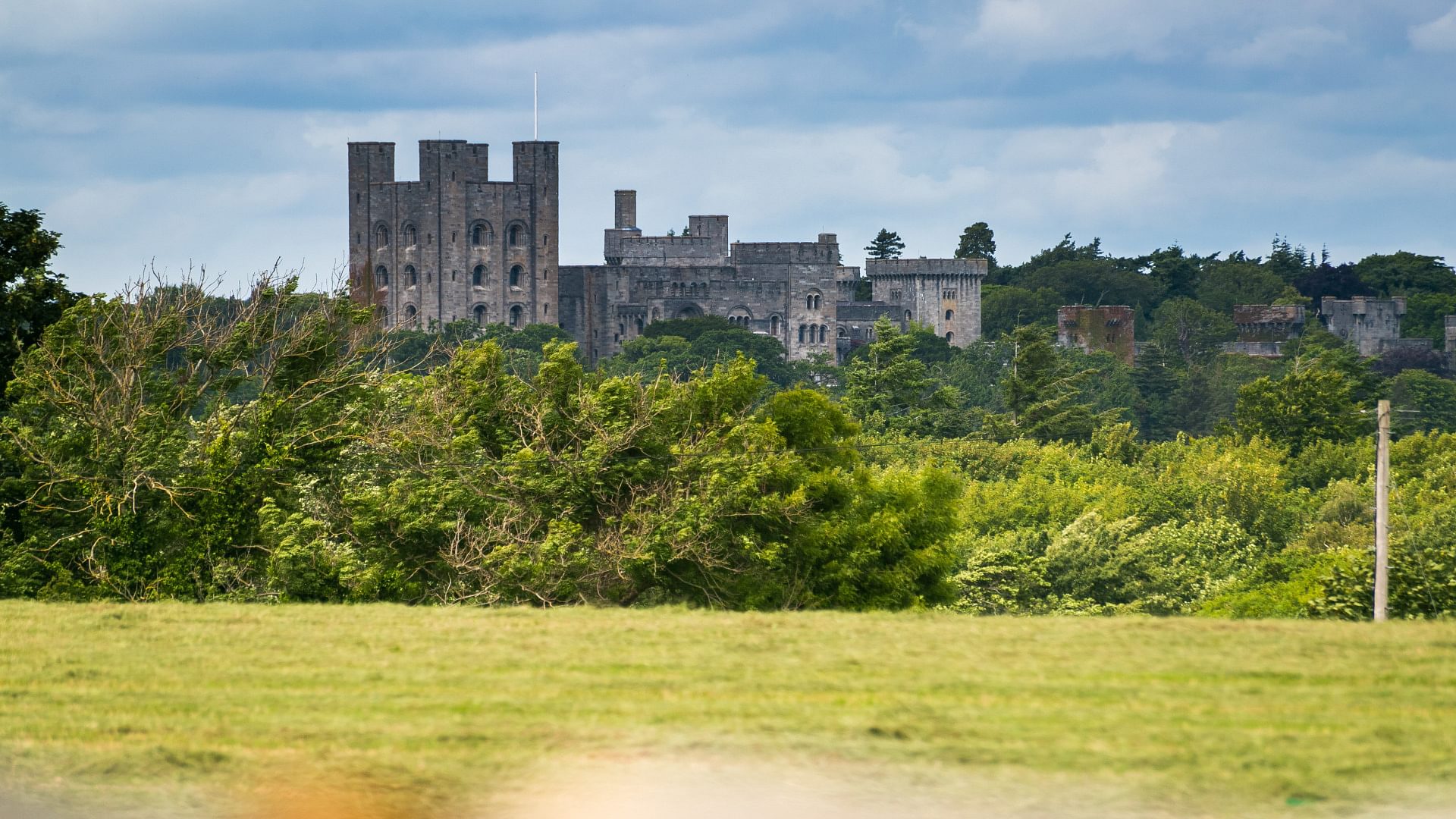 Tal Y Bont Gwynedd LL57 3 YW castle 1920x1080