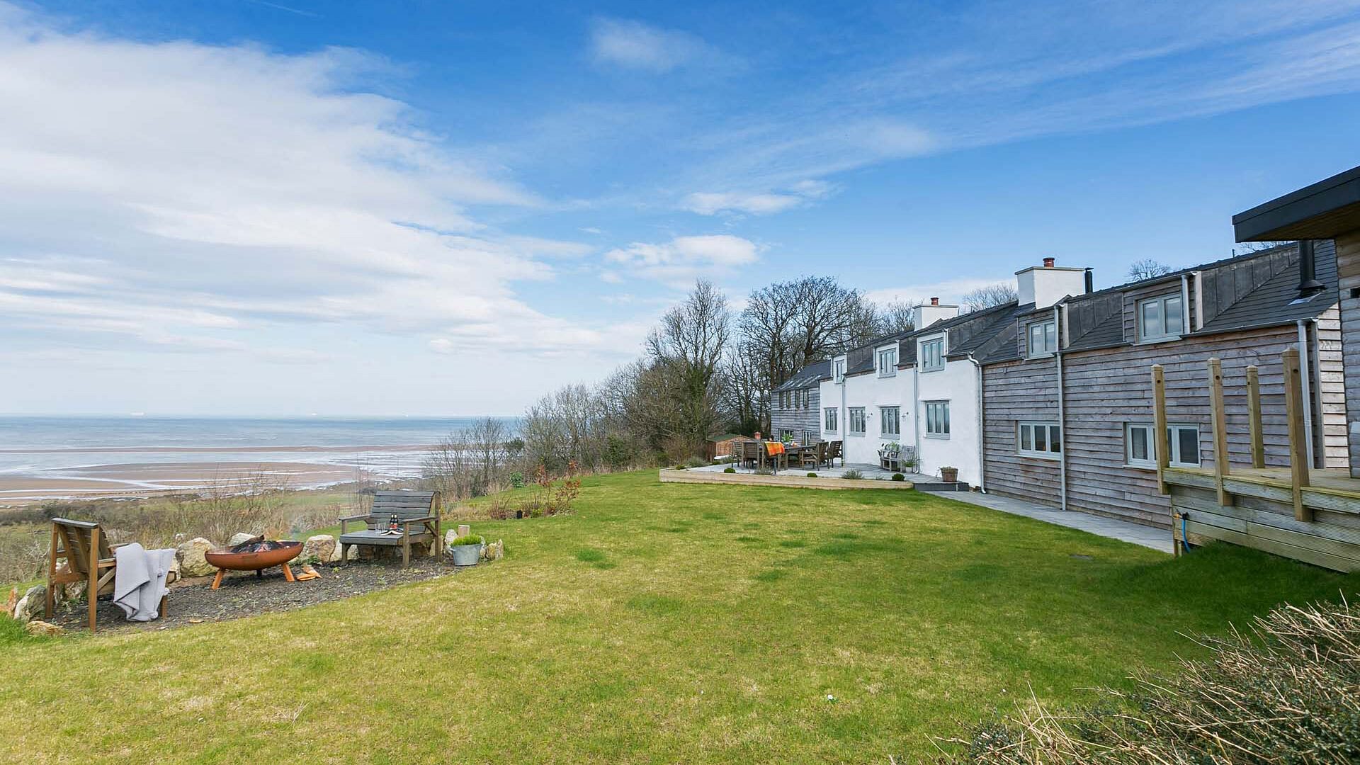 Tan Y Fron Red Wharf Bay Anglesey garden view to beach 1920x1080