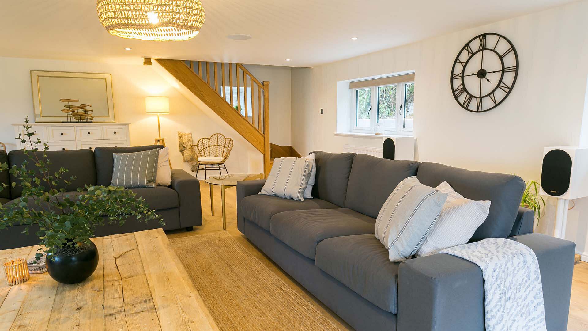 Tan Y Fron Red Wharf Bay Anglesey living area 8 1920x1080