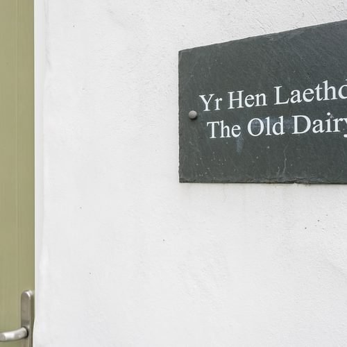 The Old Dairy Plas Llechylched Bryngwran Anglesey LL653 SH sign 1920x1080