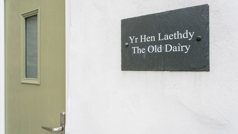 The Old Dairy Plas Llechylched Bryngwran Anglesey LL653 SH sign 1920x1080