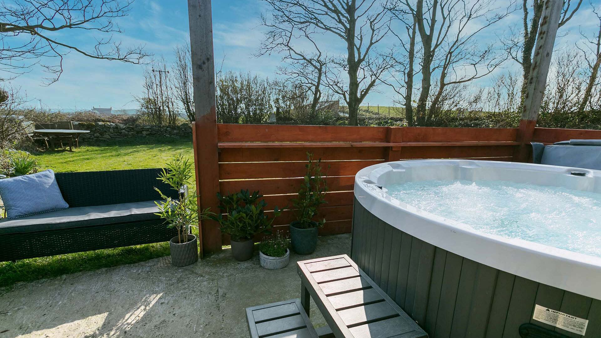 Tregynrig Bach Cemaes Bay Anglesey garden hot tub 2 1920x1080