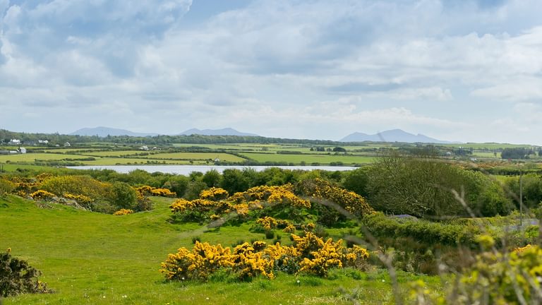 Ty Llidiart Aberffraw Anglesey lake view 1920x1080