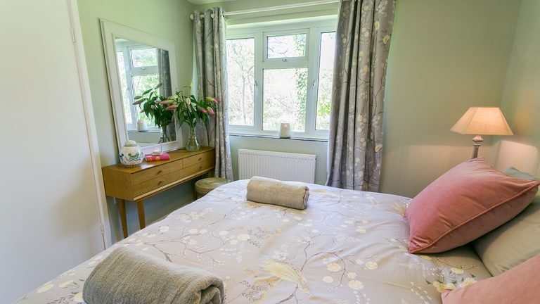 Tyn Llidiart Bodorgan Anglesey main bedroom 6 1920x1080