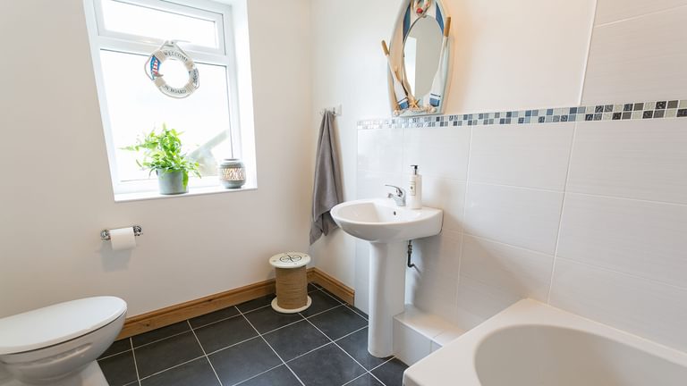 Y Beudy Church Bay Anglesey bathroom 2 1920x1080