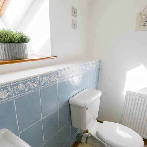 Y Stabal Church Bay Anglesey bathroom 3 1920x1080