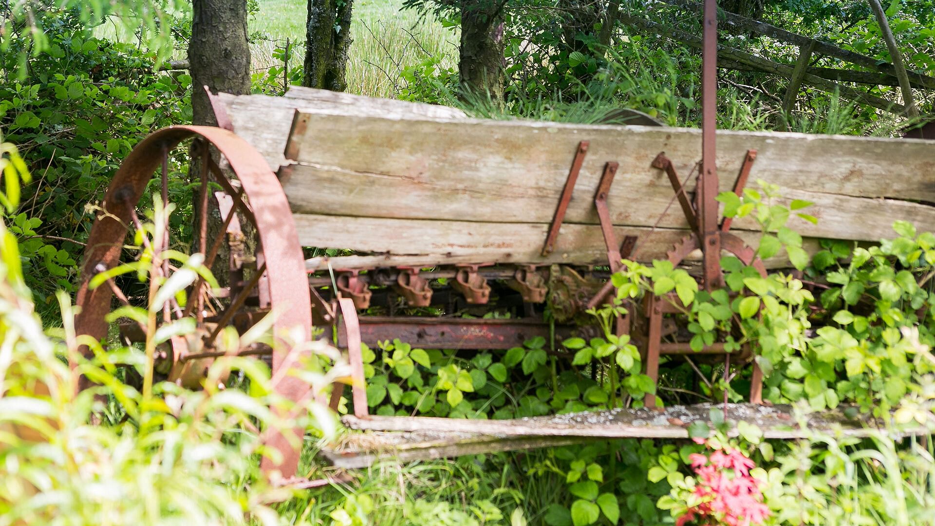 Ynys Hideout Lligwy Anglesey farm machinery 1920x1080