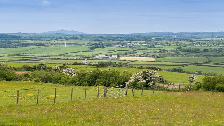 Ynys Hideout Lligwy Anglesey rural views 1920x1080